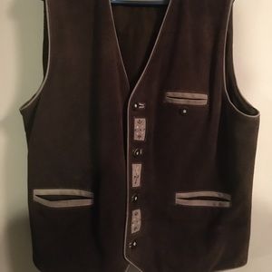 Men’s leather suede vest